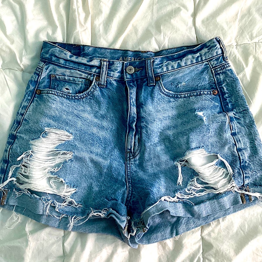 American eagle denim blue shorts size 6